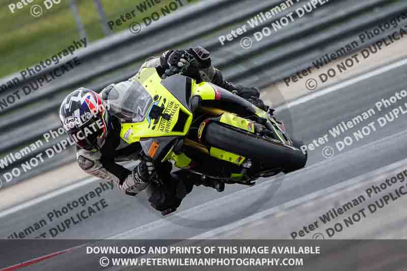 cadwell no limits trackday;cadwell park;cadwell park photographs;cadwell trackday photographs;enduro digital images;event digital images;eventdigitalimages;navarra;no limits trackdays;peter wileman photography;racing digital images;trackday digital images;trackday photos